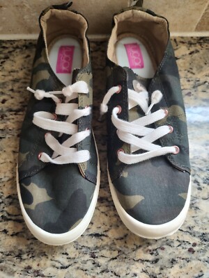SUPER CUTE SUGAR MEMORY FOAM CAMO SNEAKER SIZE