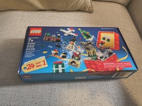 LEGO 40222 Christmas Build Up set NEW 24 in 1