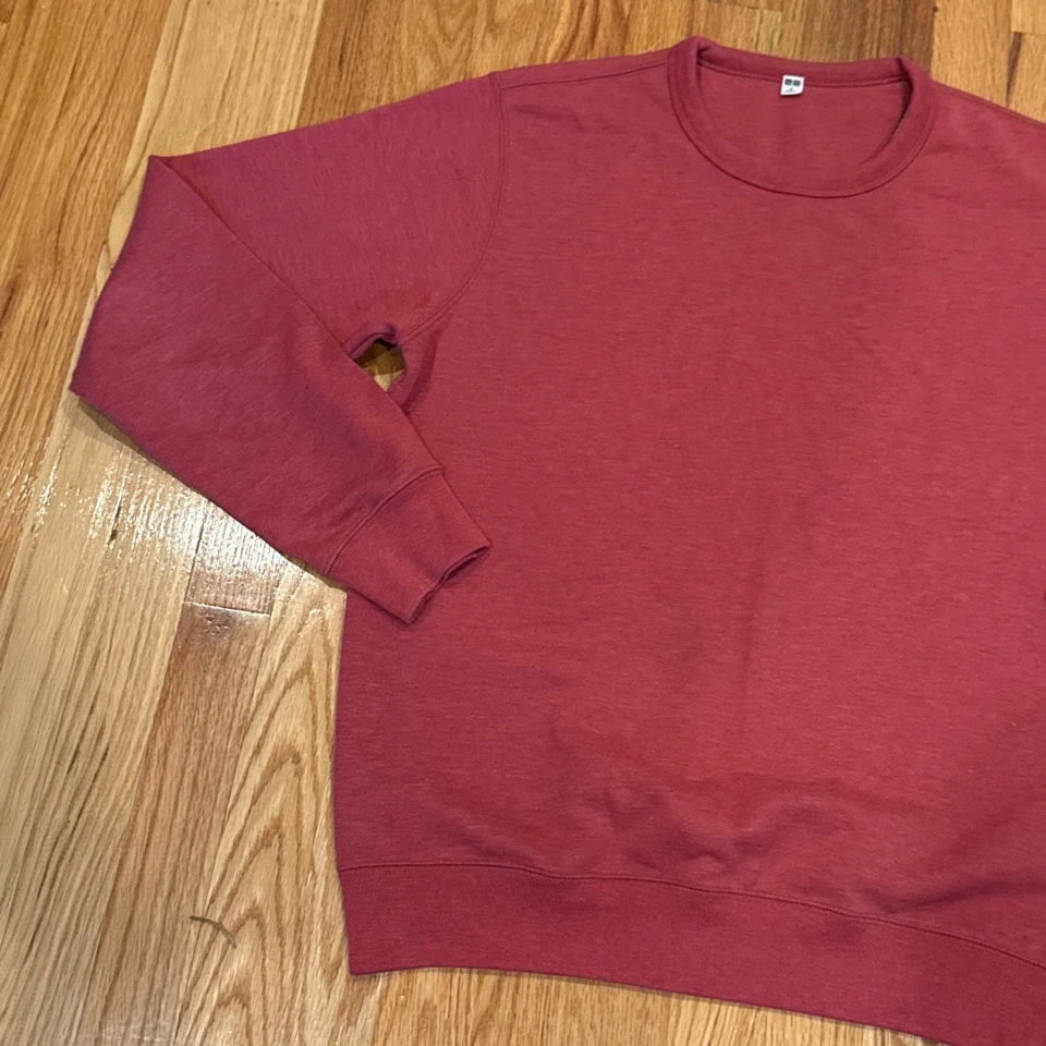 Sudadera Uniqlo cuello redondo para mujer mediana roja para hombre mediana Foto 3 de 4