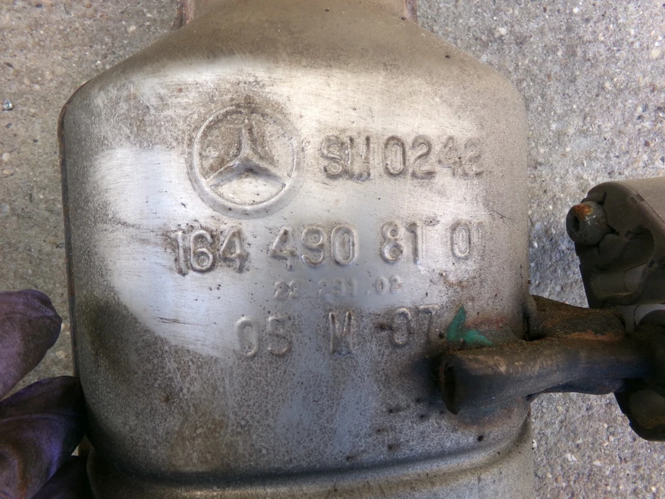 Silenciador central escape 1644908101 06-11 Mercedes Benz W164 ML350 ML500 Foto 4 de 4