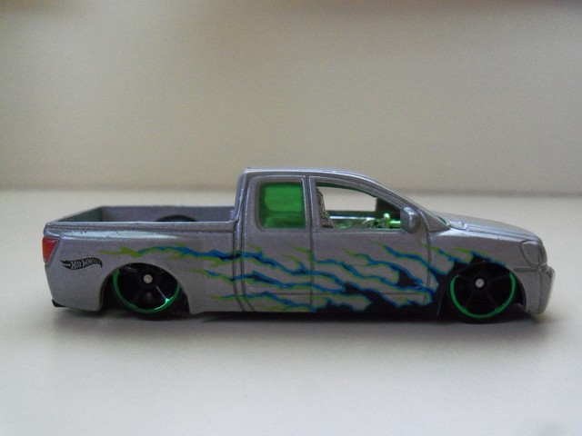hot wheels nissan titan truck