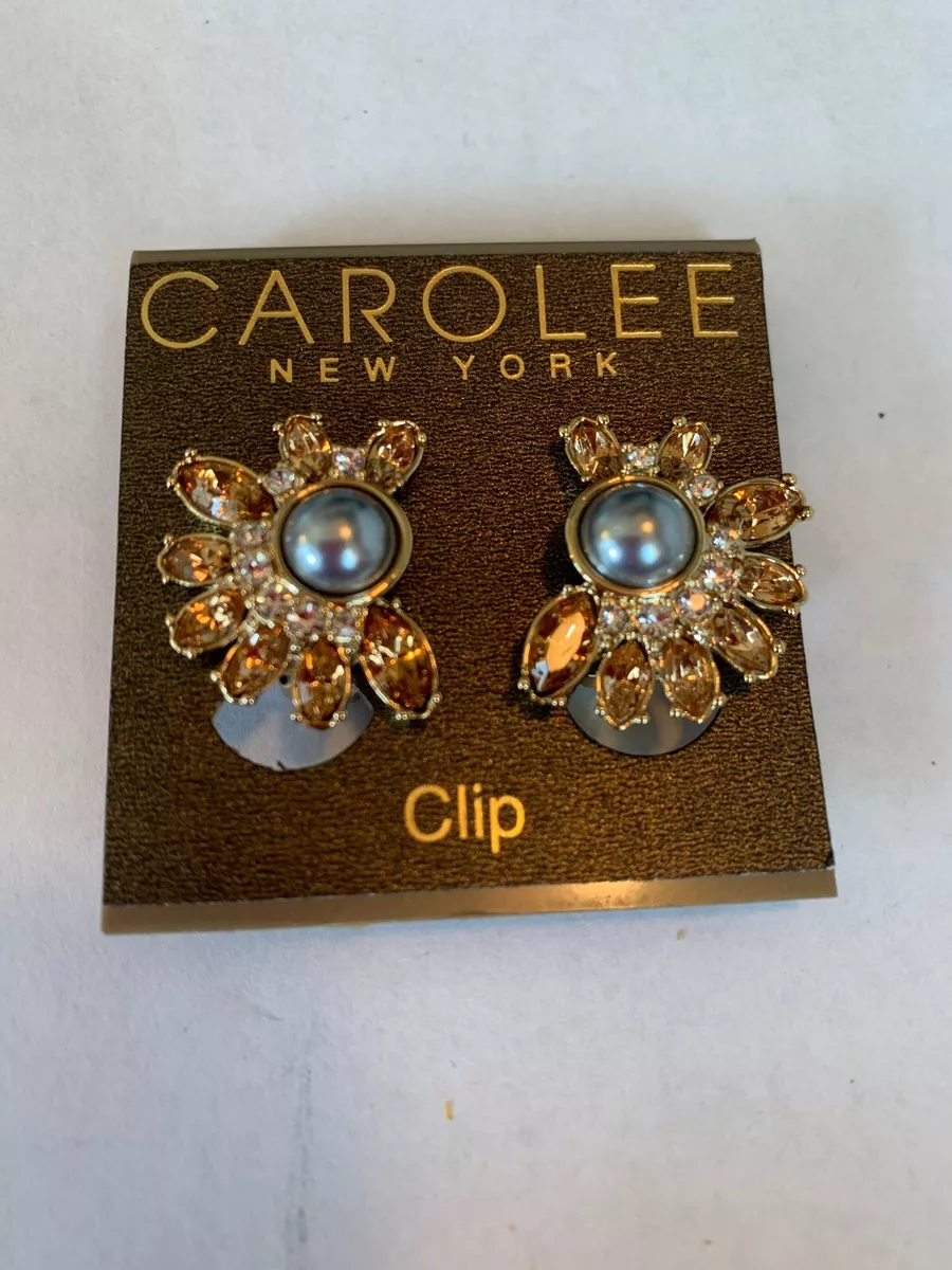 55 Carolee gold tone flower clip on earrings 3 4