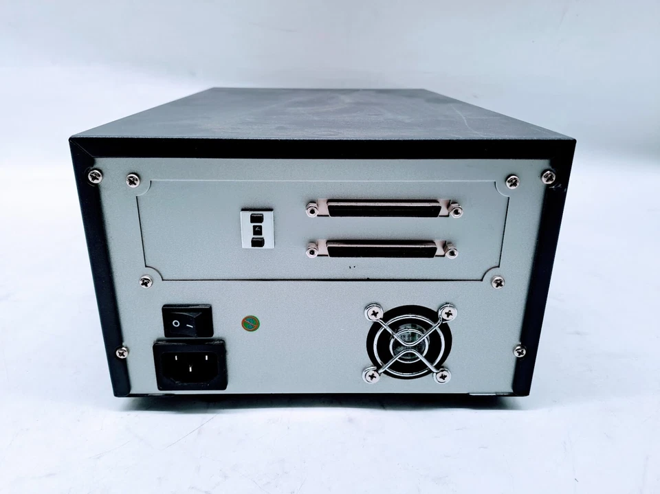 Dell Powervault 110T ULTRIUM LTO 2 Foto 3 de 4