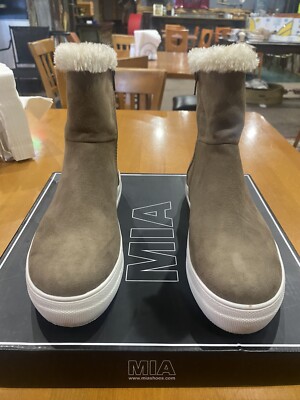 MIA Women's Merion Ankle Boot - Nova Suede With Faux Shearling Lining
