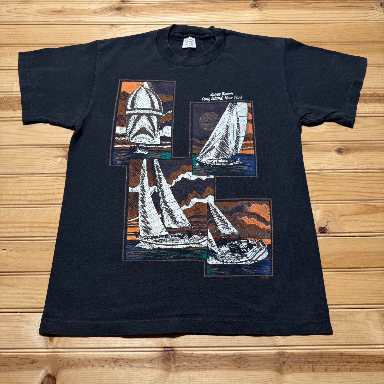 Vintage 90s Jones Beach Long Island New York Sailing Souvenir T-Shirt USA Medium