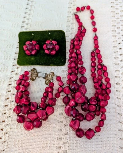Red Vintage Jewelry Lot Costume 1960s Earrings Necklace Bracelet Clip On Estate