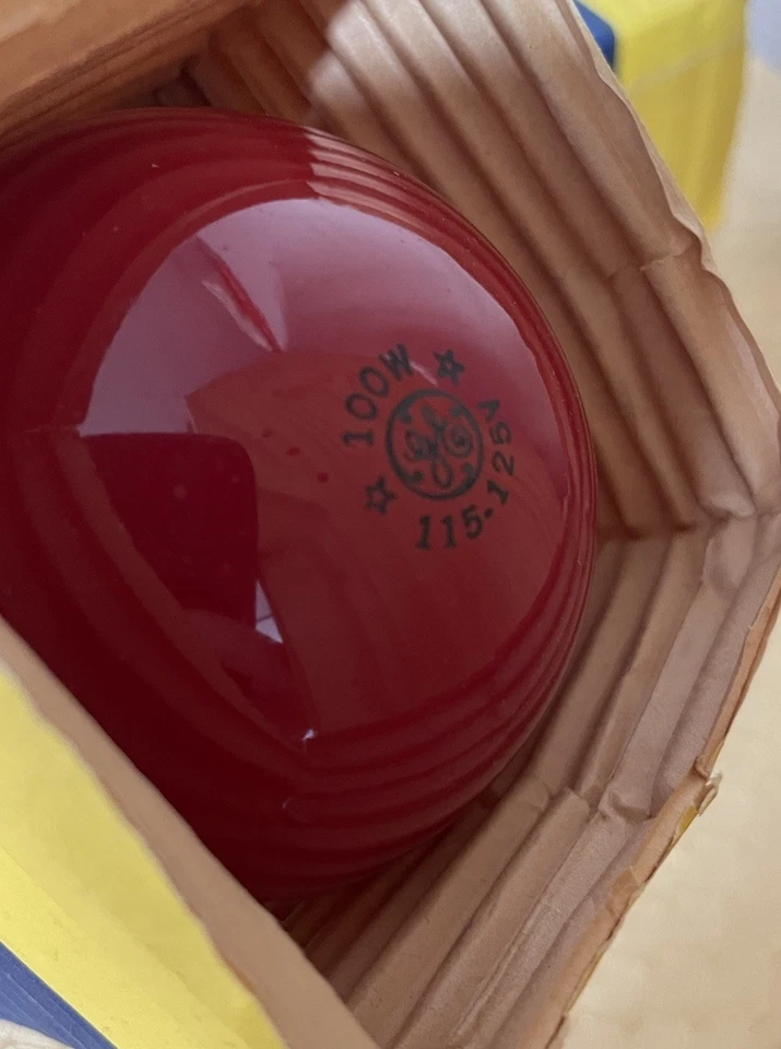 PAIR 2 Vintage New Old Stock GE COLOR Bulb RED 100 W A23 w/Sleeve TESTED - Image 4 of 4