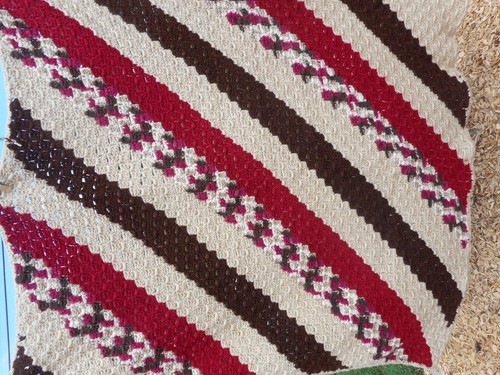 Beige Brown Dark Raspberry lap blanket throw afghan handmade - Picture 3 of 6