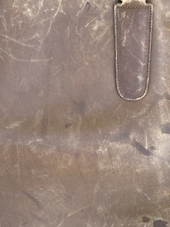 Pasta de couro vintage Coach com zíper alça superior cor camelo - Imagem 4 de 4