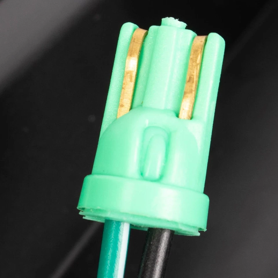 Juego de montaje de faros de fondo negro lado conductor y pasajero para Ford 99-04 Foto 2 de 4