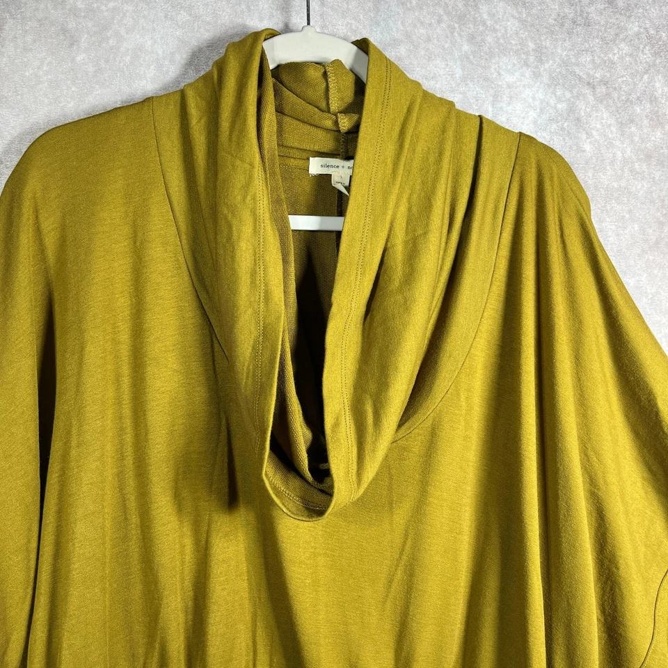 Top Silence+Noise para mujer talla XS/S verde capucha cuello cintura ceñida mangas dolman Foto 2 de 4