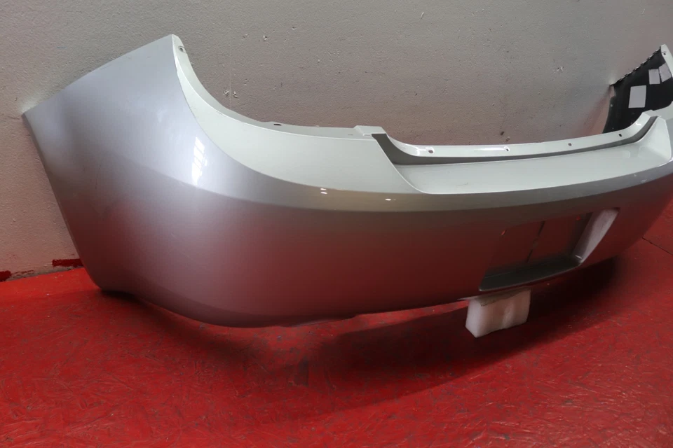 2005 2010 CHEVROLET COBALT SEDAN REAR BUMPER COVER OEM Foto 2 de 4