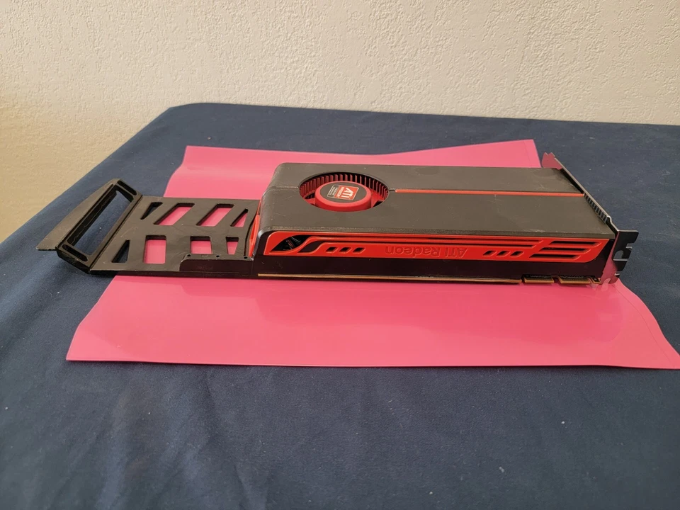 ATI Radeon HD 5770 1GB Computer Graphics Card (1 GB GDDR5) - TESTED, READ! - Image 3 of 4