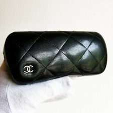sheath sunglasses case CHANEL sunglasses case quilted mattress small