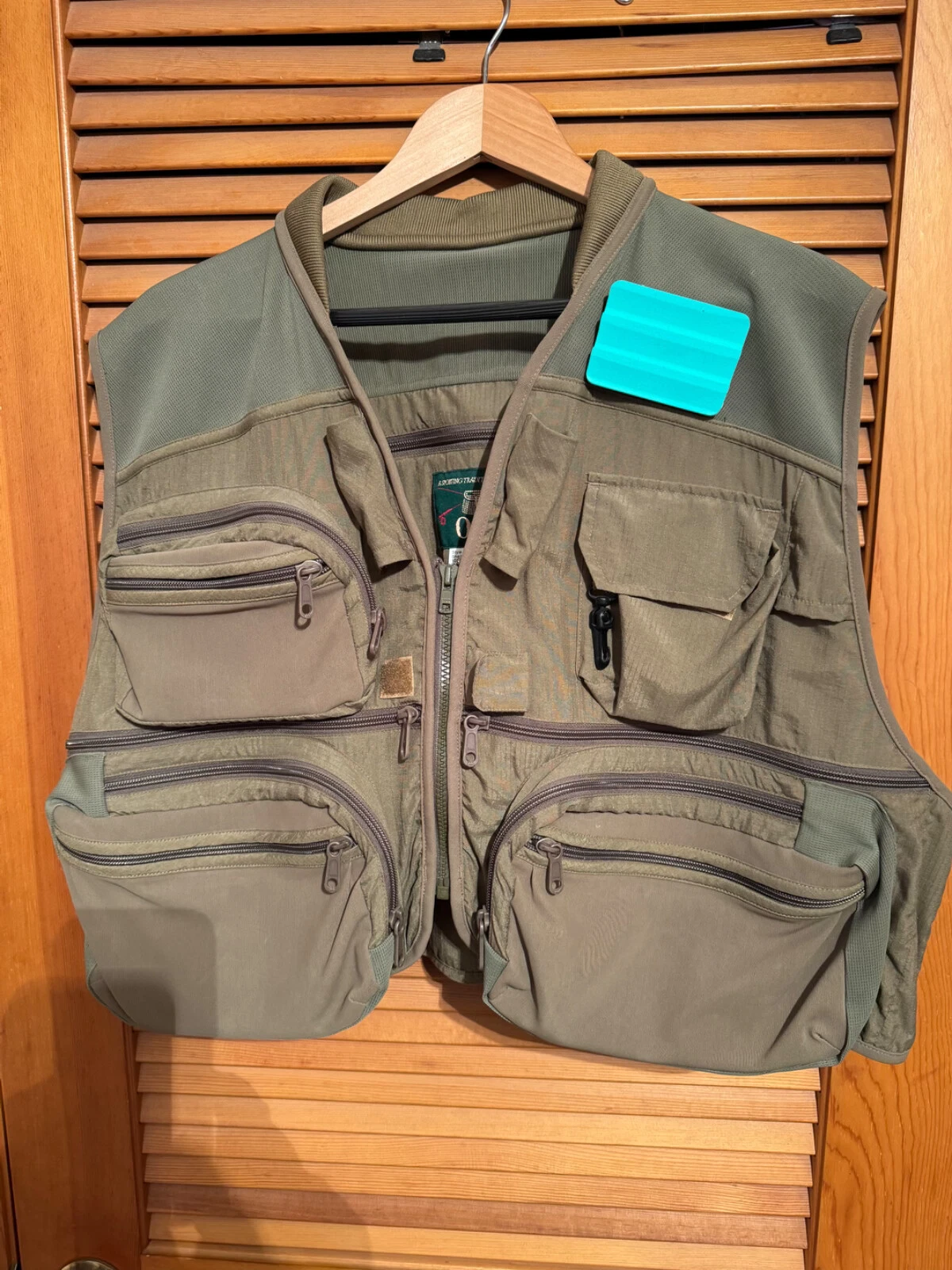 Vintage Orvis extra large fly fishing vest perfect condition