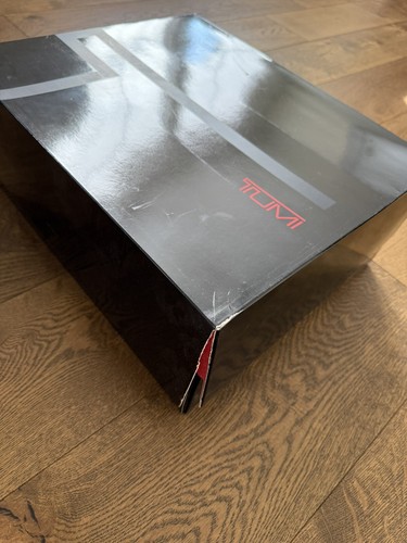 Tumi Deluxe Portfolio Briefcase - Brand New (Model 26111D4) - Picture 9 of 9