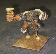Bloodbowl Pro-Painted Minotaur (carrying A Foreleg To The action)