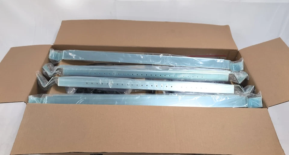 Novo JBL Control 26C 6.5" Par de Alto-falantes Comerciais de Teto 16-Ohm 70V/100V - Imagem 2 de 4