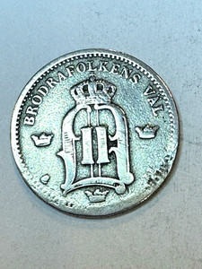 Sweden 1905 25 Ore Silver Coin. About the size of a US dime.