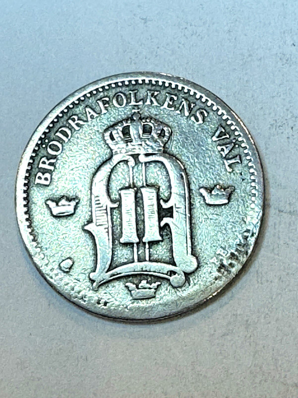Sweden 1905 25 Ore Silver Coin. About the size of a US dime.