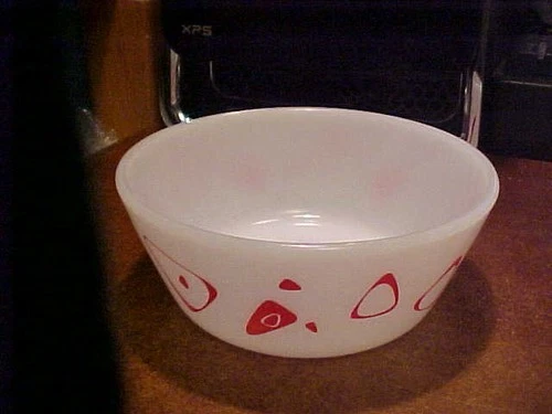 # 4 / Vintage 5" Federal MCM Milk Glass Red Atomic Boomerang Amoeba Cereal Bowl