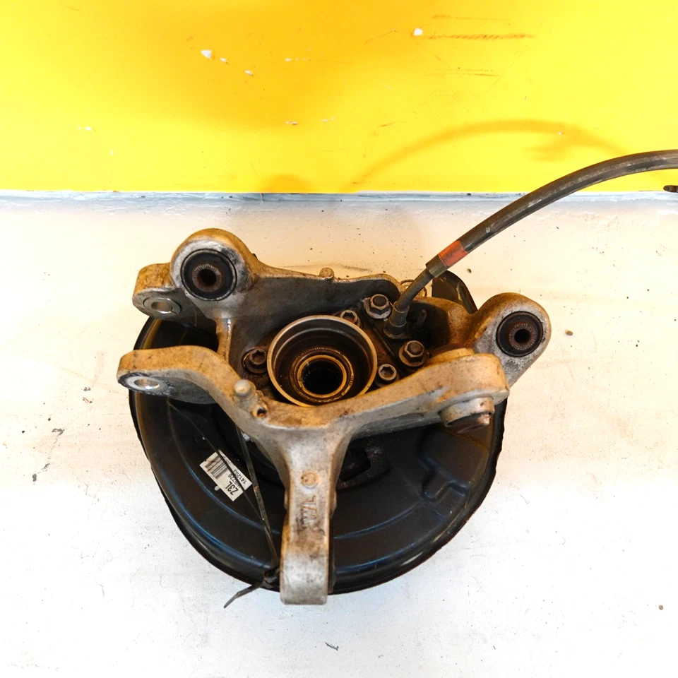 2015 - 2024 LEXUS RC300 RC350 REAR LEFT DRIVER SIDE SPINDLE KNUCKLE HUB OEM - Image 2 of 4