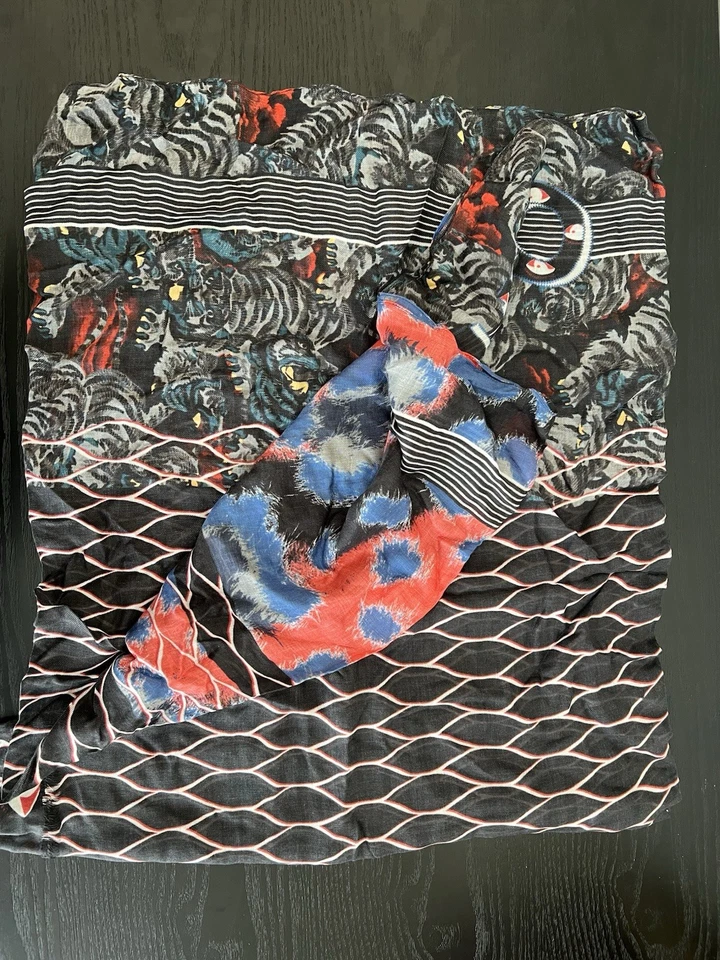 Kenzo Scarf Modal Silk 90”cm 47”in. - Image 4 of 4