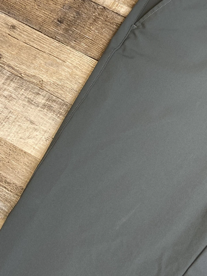 Pantalones Under Armour Golf Tech absorbentes de humedad rendimiento para hombre 34x32 1350053 Foto 3 de 4