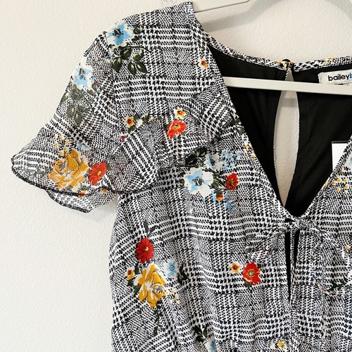 Bailey Blue NWT Floral Print Plaid Ruffle Short Sleeve Dress Black/White Large - Picture 2 of 11