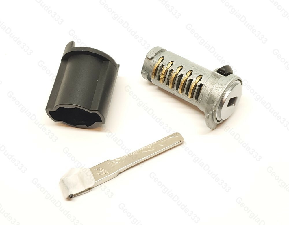 Mercedes Benz Ignition Lock Cylinder Repair Kit w/2 Key shells. For ML