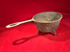 RARE CIVIL WAR ERA CA 1840S SOLDIER'S 3 LEGGED GATE MARKED CAST IRON SPIDER POT