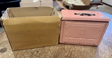 Vtg 1950s Maruyoshi KITCHEN ETTE Tin Toy PINK Japan Kitchenette