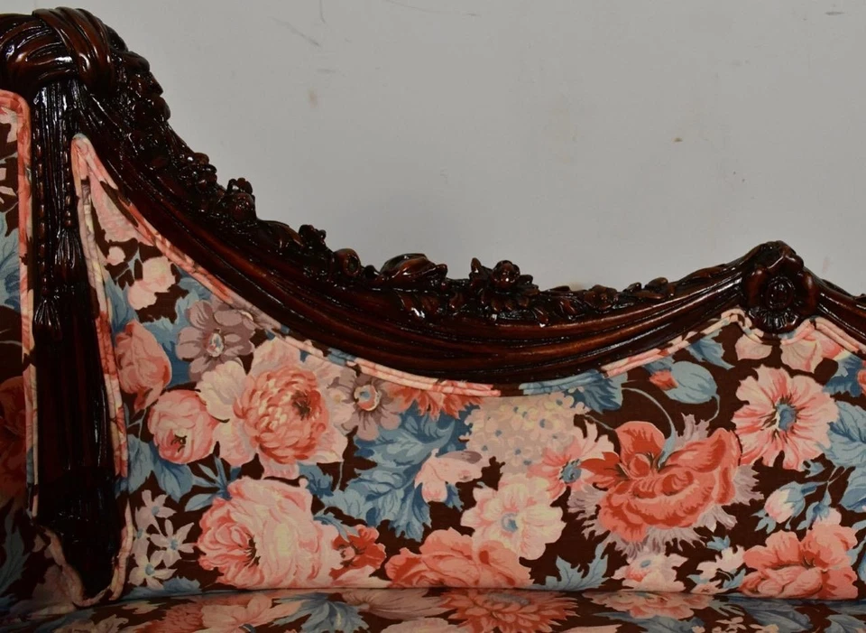 1910 年法国路易十五古董红木弹簧座贵妃椅/沙发 — 第 4/4 张图片