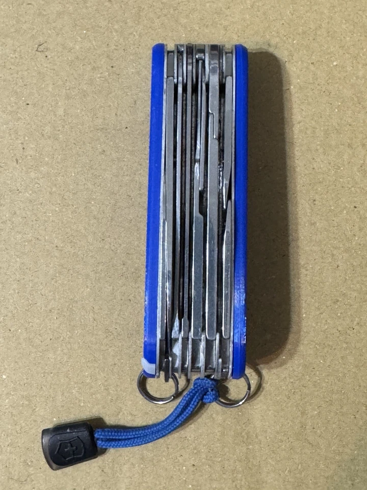 Victorinox 91mm Swiss Army Craftsman Knife - Image 2 of 4