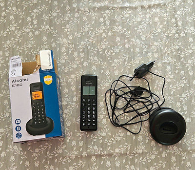 Alcatel E160 DECT Schnurlostelefon 1 Mobilteil schwarz mit Basis & Netzteil