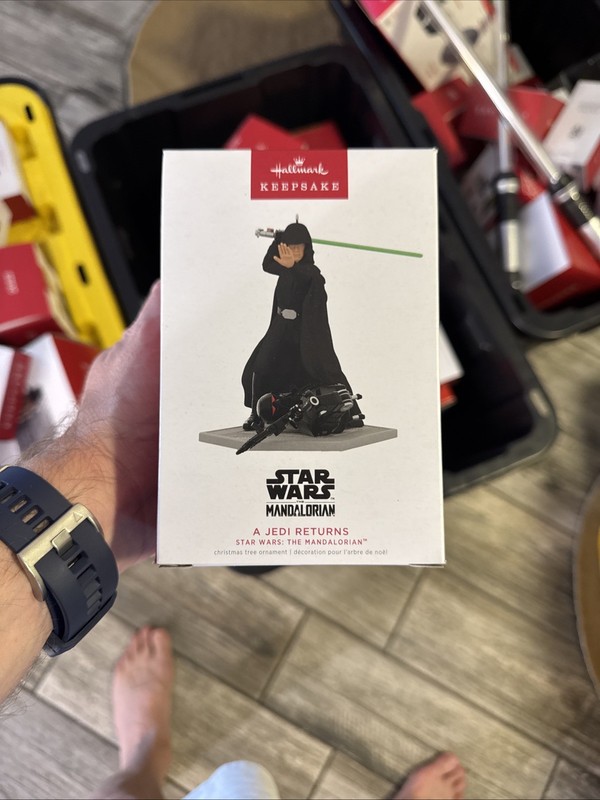 Hallmark Keepsake - A Jedi Returns - Star Wars - 2022 **NEW / FREE SHIPPING**