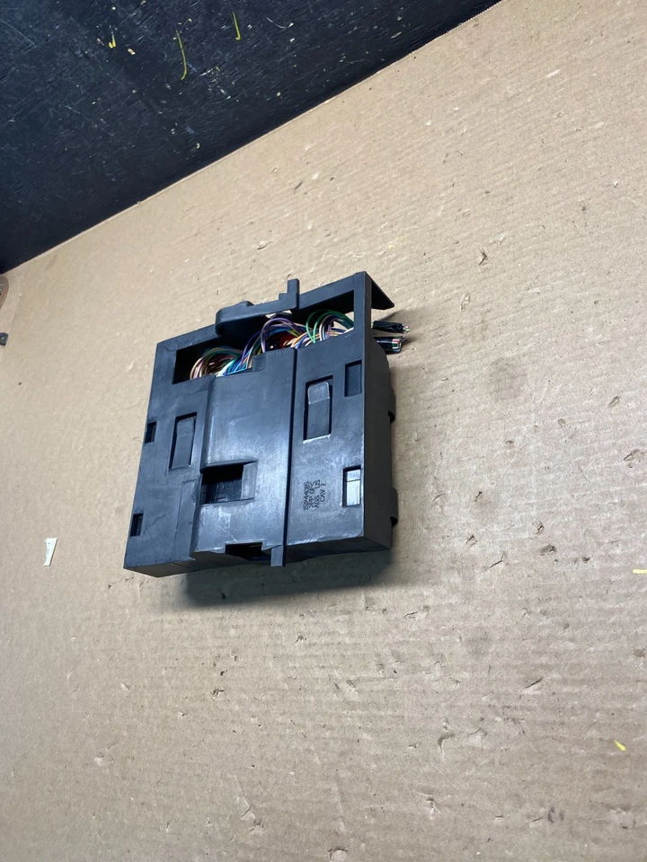 2007 to 2011 GMC Acadia BCM BCU Body Control Computer Module OE s6487 DG - Image 2 of 4