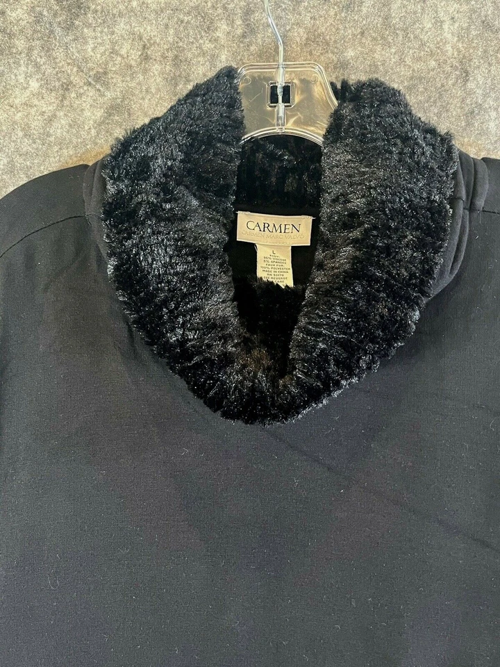 Suéter túnica cuello capucha piel sintética mujer Carmen Marc Valvo negro talla L Foto 2 de 4