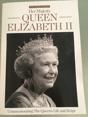 Queen Elizabeth II 1926-2022 Commemorating Queen's Life Reign Magazin Sammler