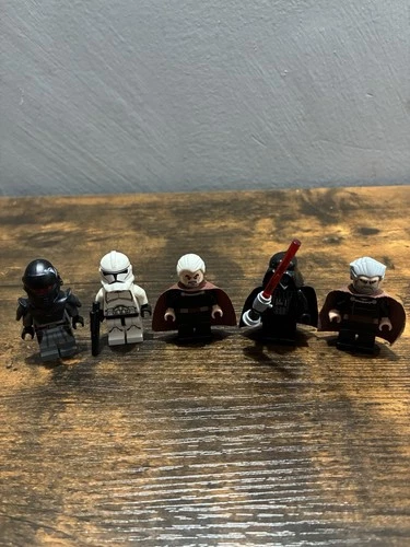 Lego  Star Wars Rare Minifigure Lot (Mint) Dooku, Light up Vader, inquisitor
