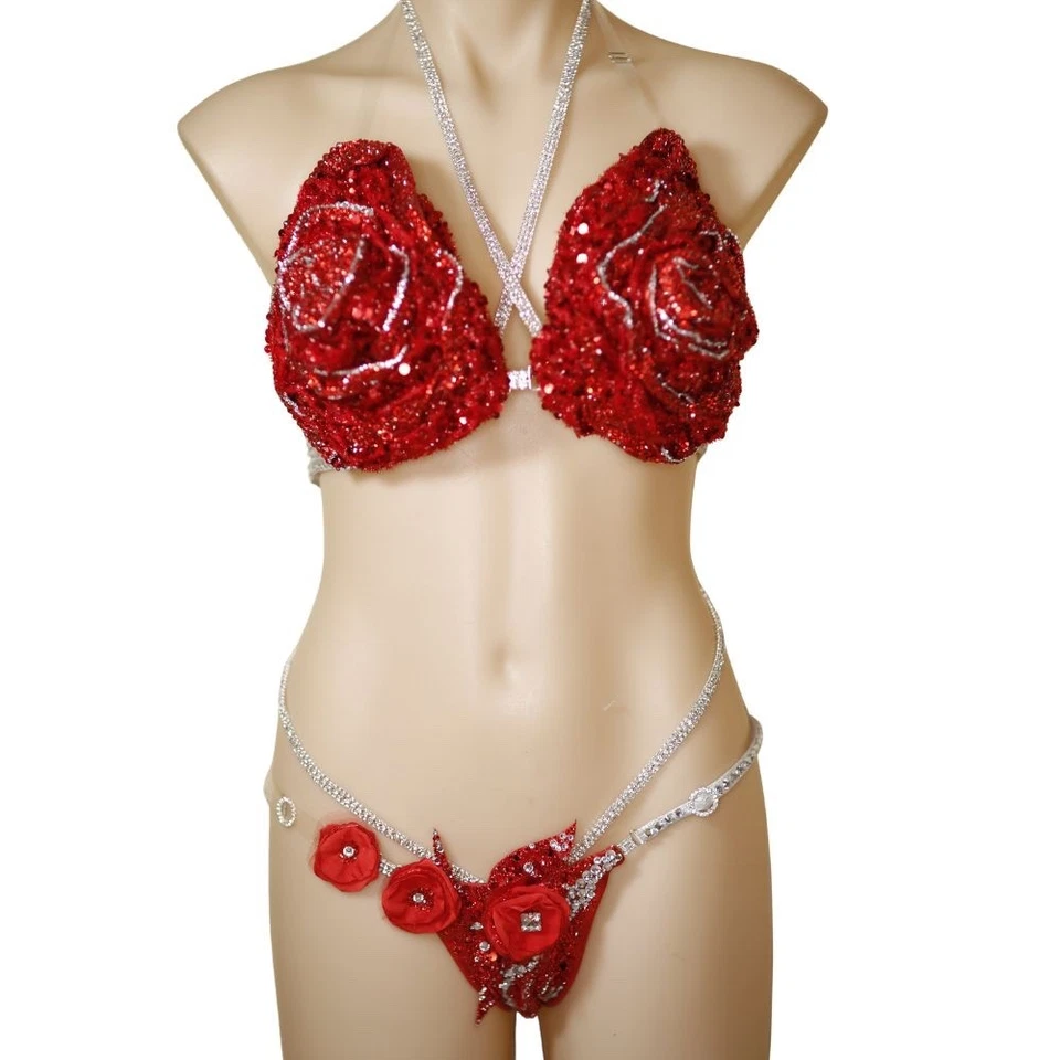 Bikini de competición de alta costura FMG/WBFF “Rosas rojas” Foto 2 de 4