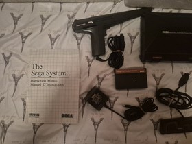 Sega Master System Console CIB w/ Box Light Phaser Hang-On Safari Hunt &ndash; Tested