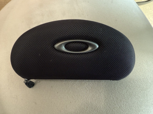 Oakley Black Zip Around Clam Shell Hard Case Sunglass Case Only new