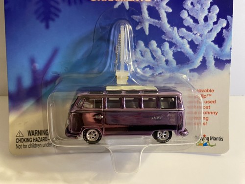 Johnny Lightning 2002 Holiday Classic Ornaments 1965 VW 21 Window Bus NISP - Picture 2 of 7