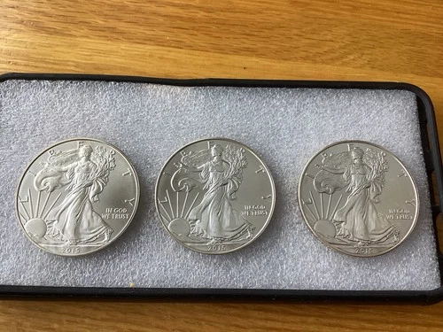 2015 AMERICAN SILVER EAGLES B.U. 3 OUNCES .999 FINE SILVER LOT OF 3