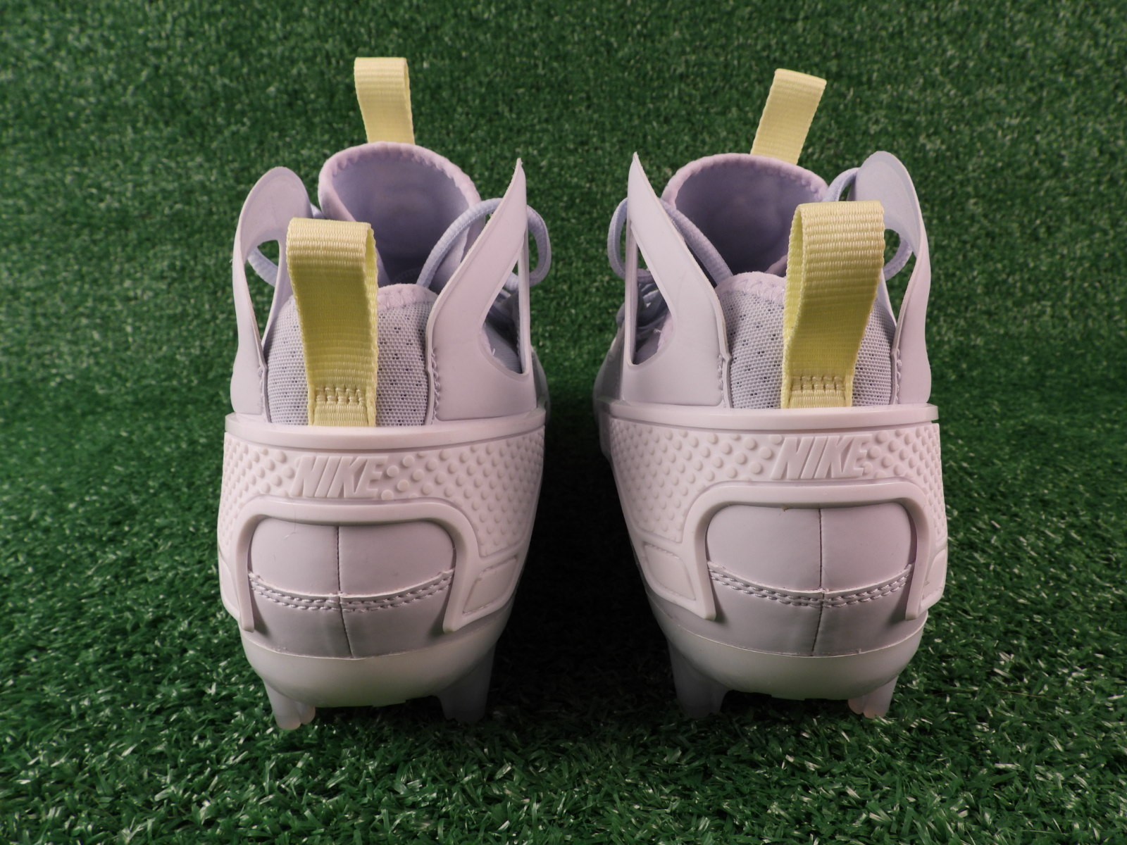 NIKE Huarache 9 Elite Mid LAX SE Mens 13 Grey Black Lacrosse Cleats FV6149-001