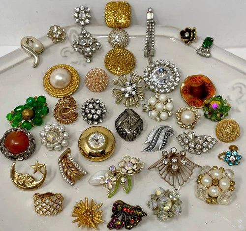 Lot Vtg Costume Jewelry Single Earrings Clip On Craft Repurpose Rhinestone M2