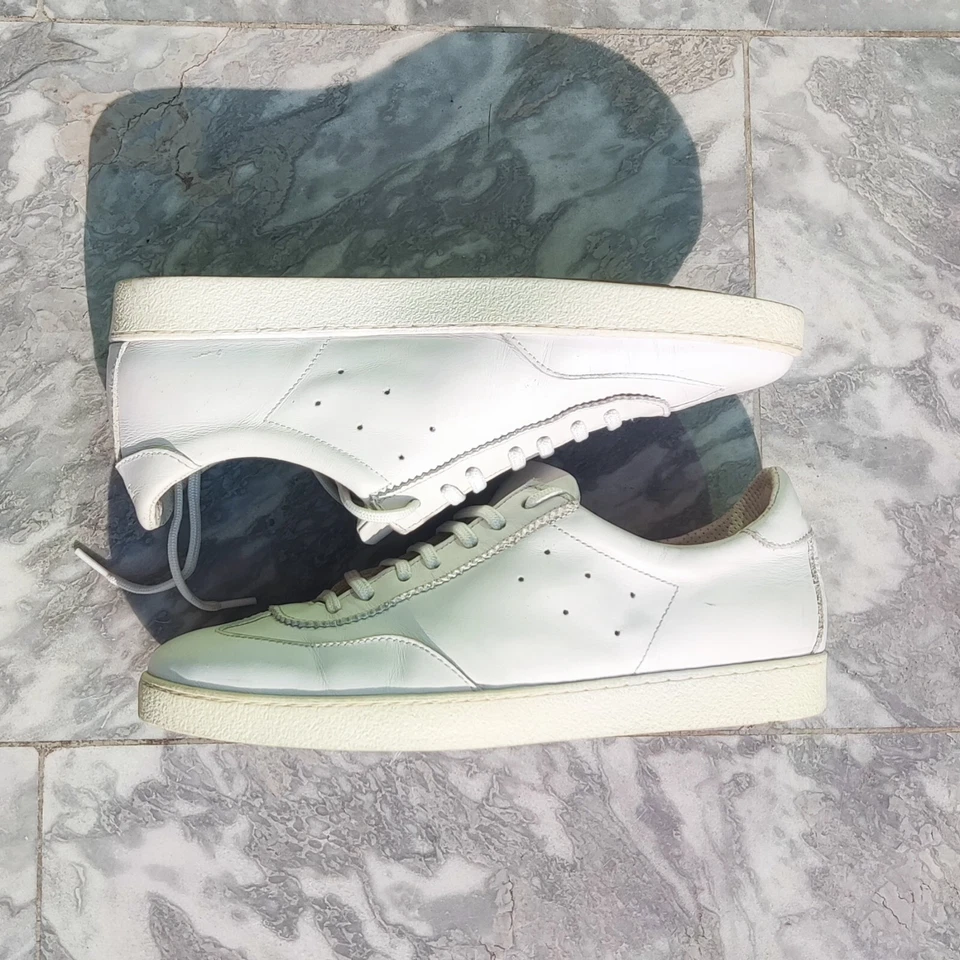 Talla 8W EE. UU. Zapatos Zara 39 Tenis Tenis Cuero Blanco Con Cordones Puntera Almendra Parte Superior Baja Foto 2 de 4