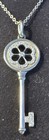 Tiffany&co 18k gold and diamonds Daisy  key charm and chain. — photo 4