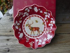 Villeroy & Boch Toy's Fantasy Reindeer Christmas Cookie Tidbit Dish 6.5" NOS IOB